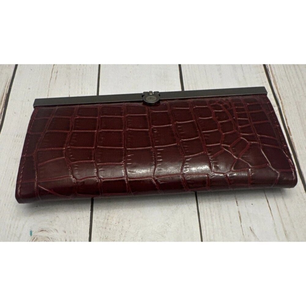 Maroon Slim Faux Crocodile Long Bifold Wallet Credit Card Slots 7.5x3.5” VGUC